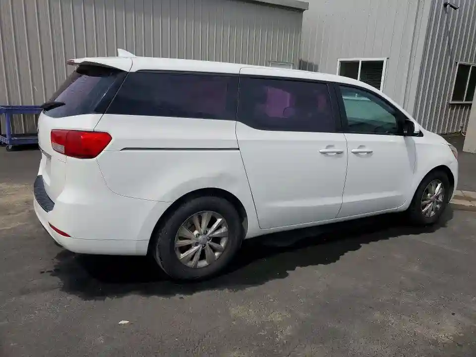 KNDMA5C15G6112087 2016 KIA SEDONA-2