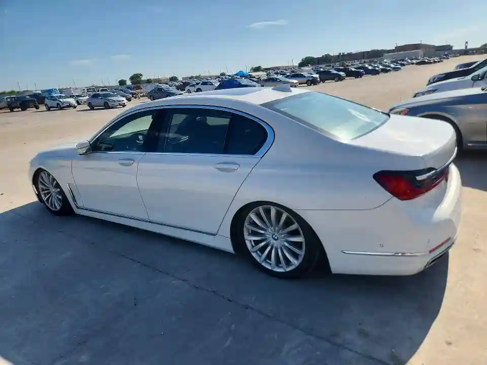 WBA7T2C07LCE43469 2020 BMW 7 SERIES-1