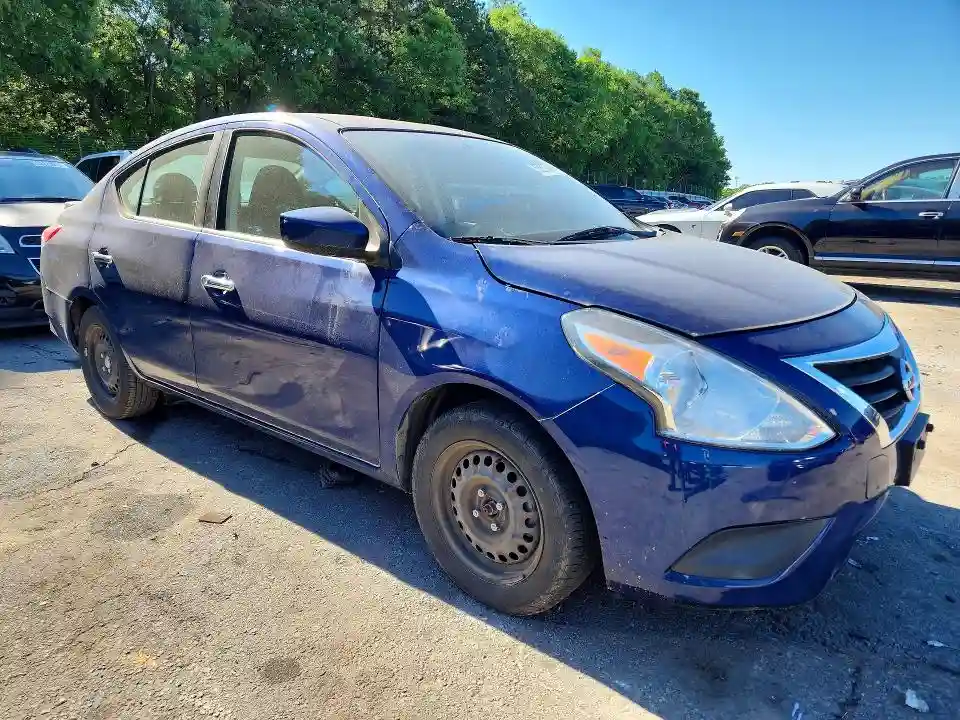 3N1CN7AP8JL802399 2018 NISSAN VERSA-3