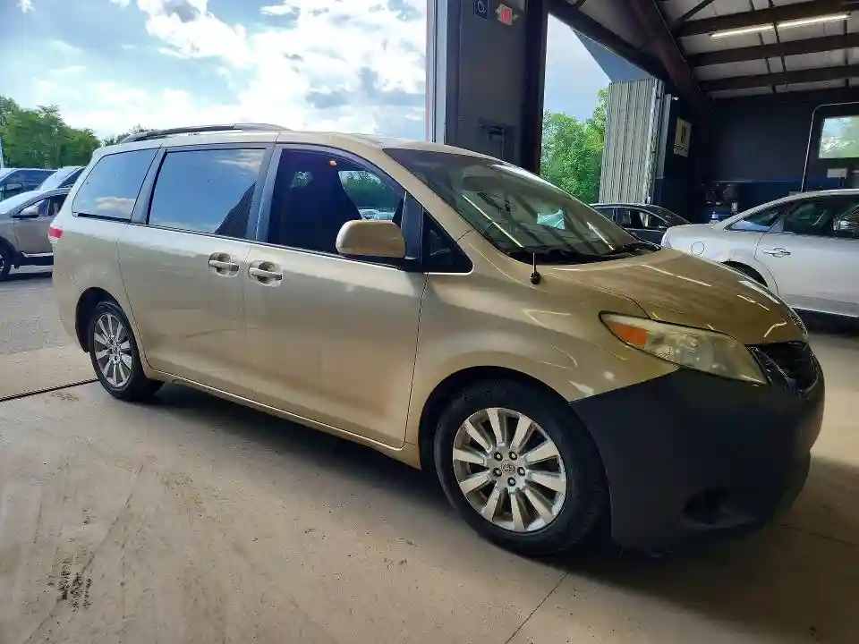 5TDJK3DC3CS046427 2012 TOYOTA SIENNA-3