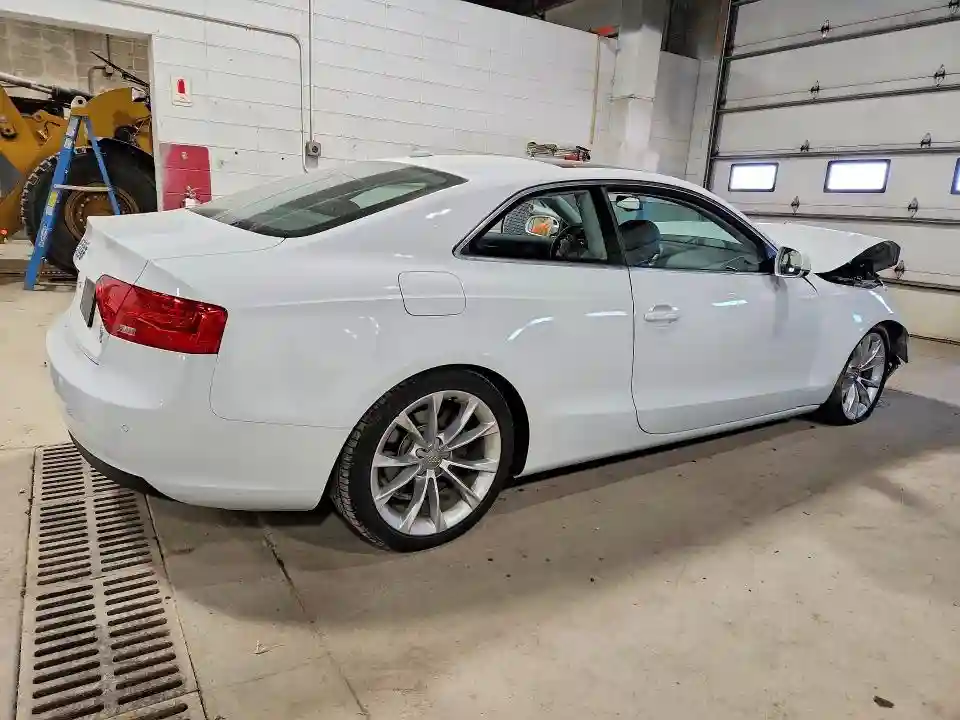 WAULFAFRXEA070417 2014 AUDI A5-2