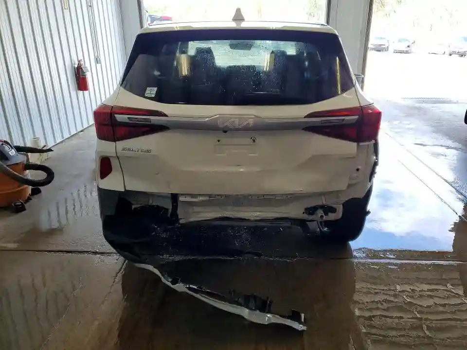 KNDEPCAA3P7369317 2023 KIA SELTOS-5