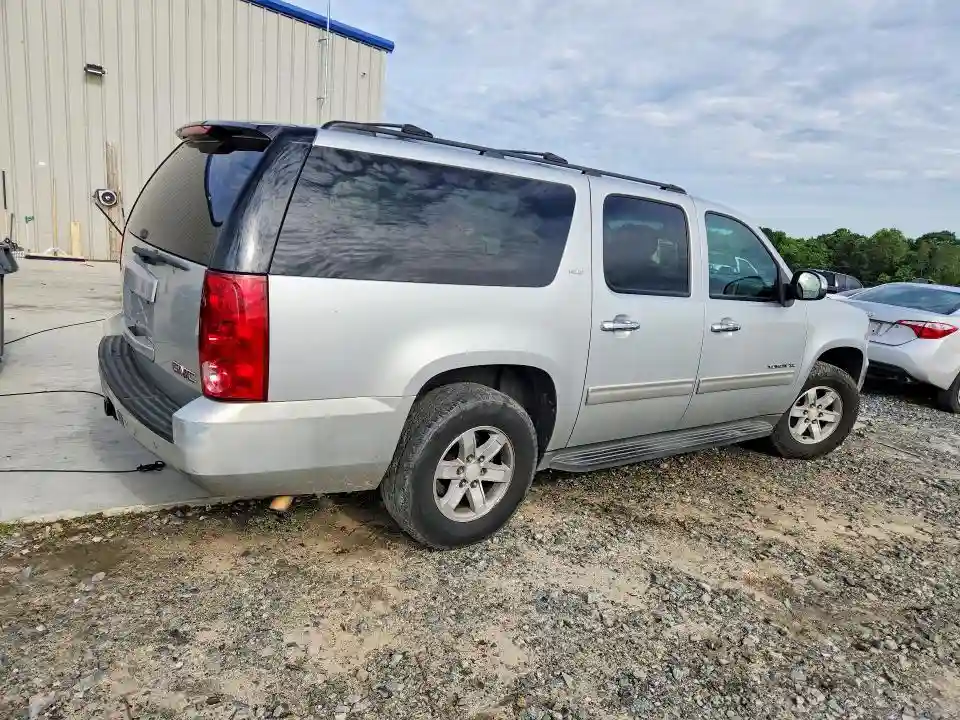1GKS1KE07BR156789 2011 GMC YUKON-2