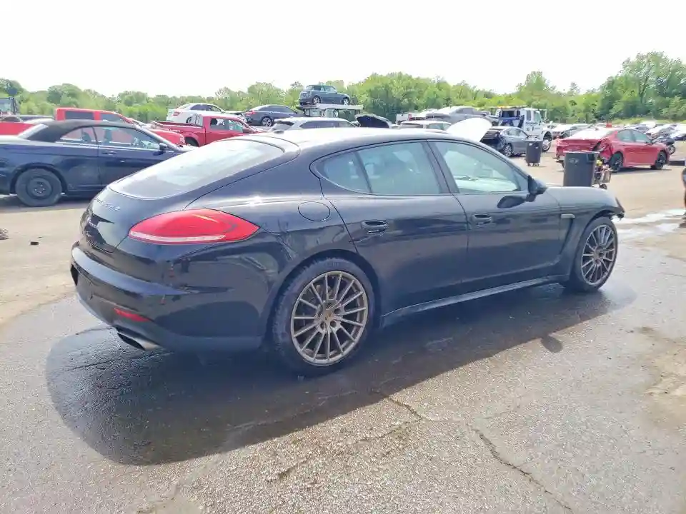 WP0AA2A72GL000969 2016 PORSCHE PANAMERA-2