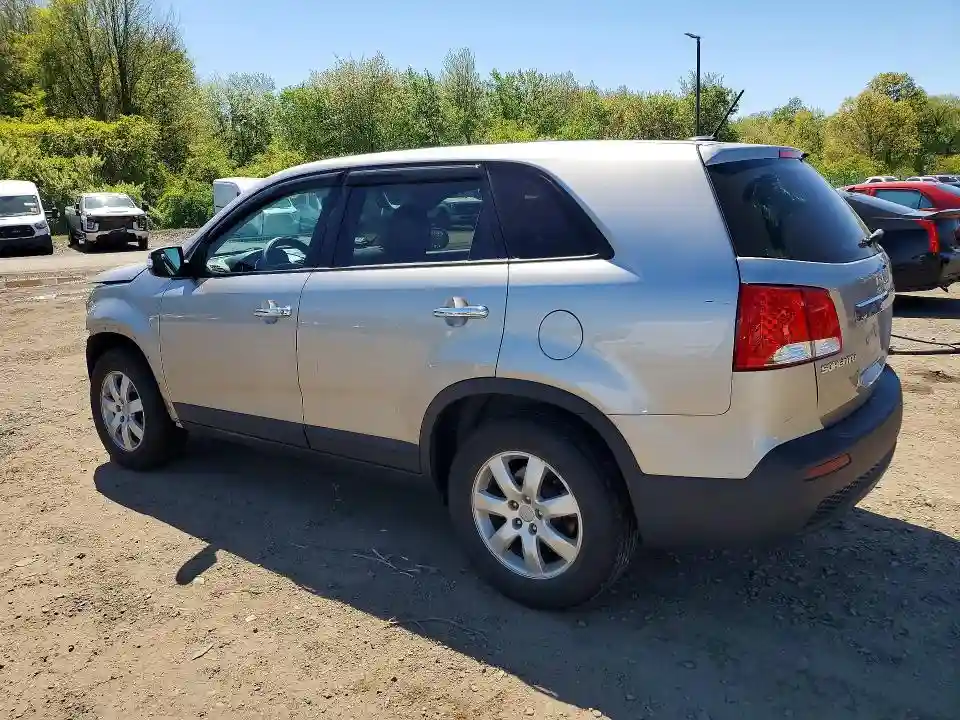 5XYKT3A19DG357637 2013 KIA SORENTO-1