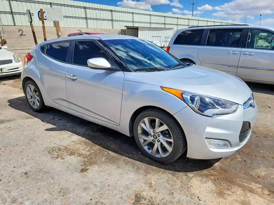 KMHTC6ADXHU308169 2017 HYUNDAI VELOSTER-3