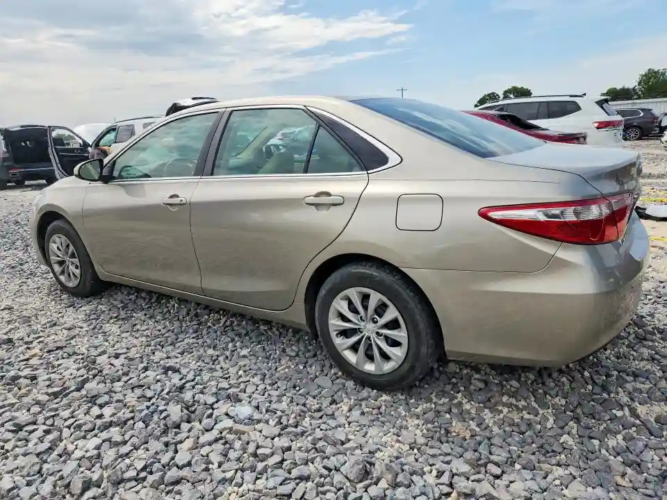 4T1BF1FK0HU436272 2017 TOYOTA CAMRY-1