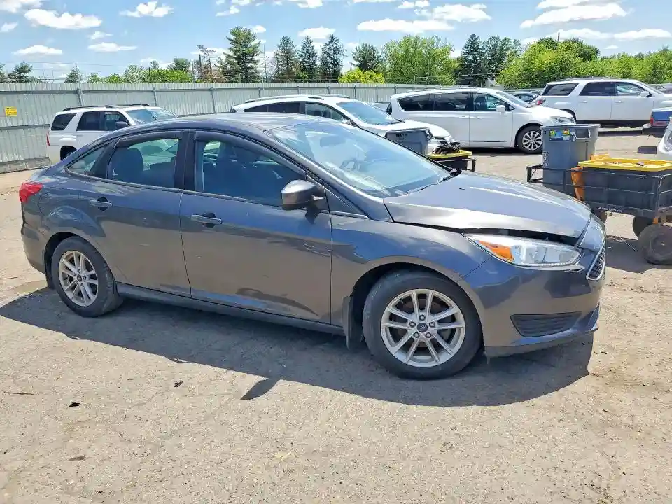 1FADP3FE3JL226055 2018 FORD FOCUS-3