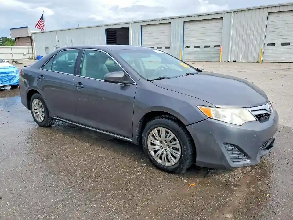 4T1BF1FK0EU391684 2014 TOYOTA CAMRY-3