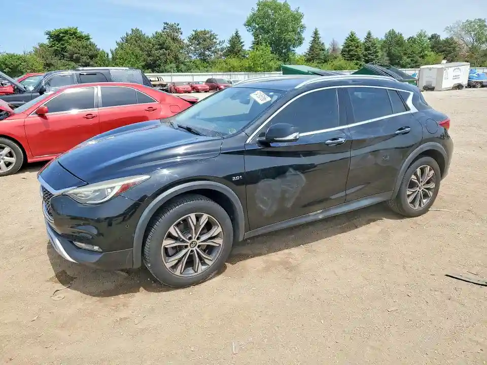 SJKCH5CR0HA022855 2017 INFINITI QX30-0