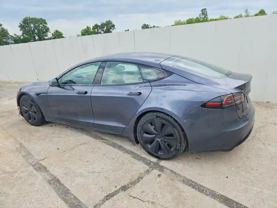 5YJSA1E50PF507279 2023 TESLA MODEL S-1