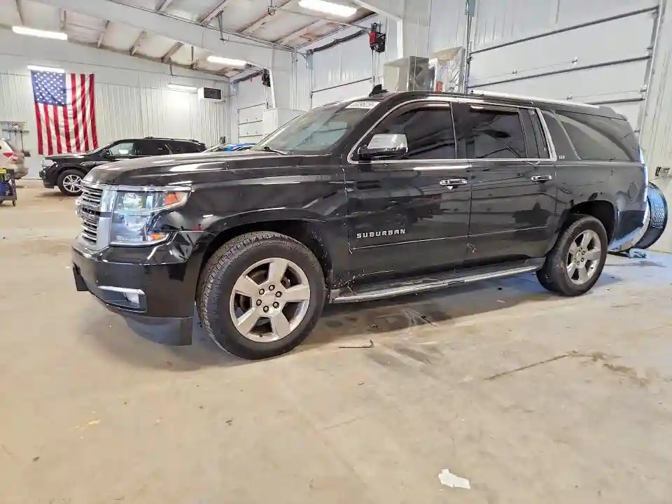 1GNSKKKC3FR738697 2015 CHEVROLET SUBURBAN-0