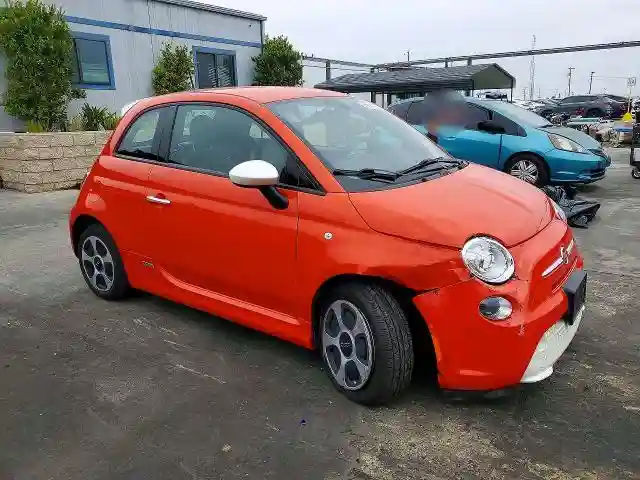 3C3CFFGEXHT600639 2017 FIAT 500-3