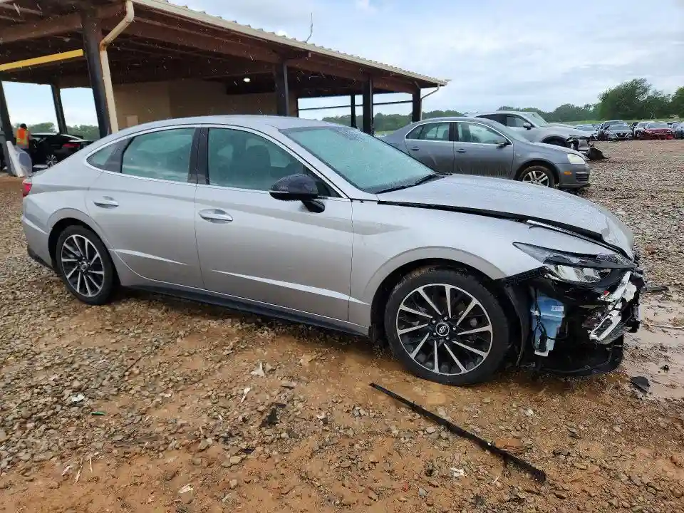 5NPEJ4J21LH003586 2020 HYUNDAI SONATA-3