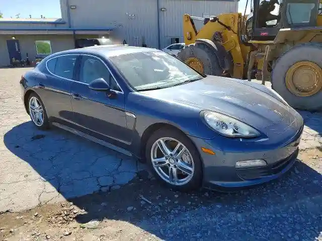 WP0AB2A71AL062092 2010 PORSCHE PANAMERA-3