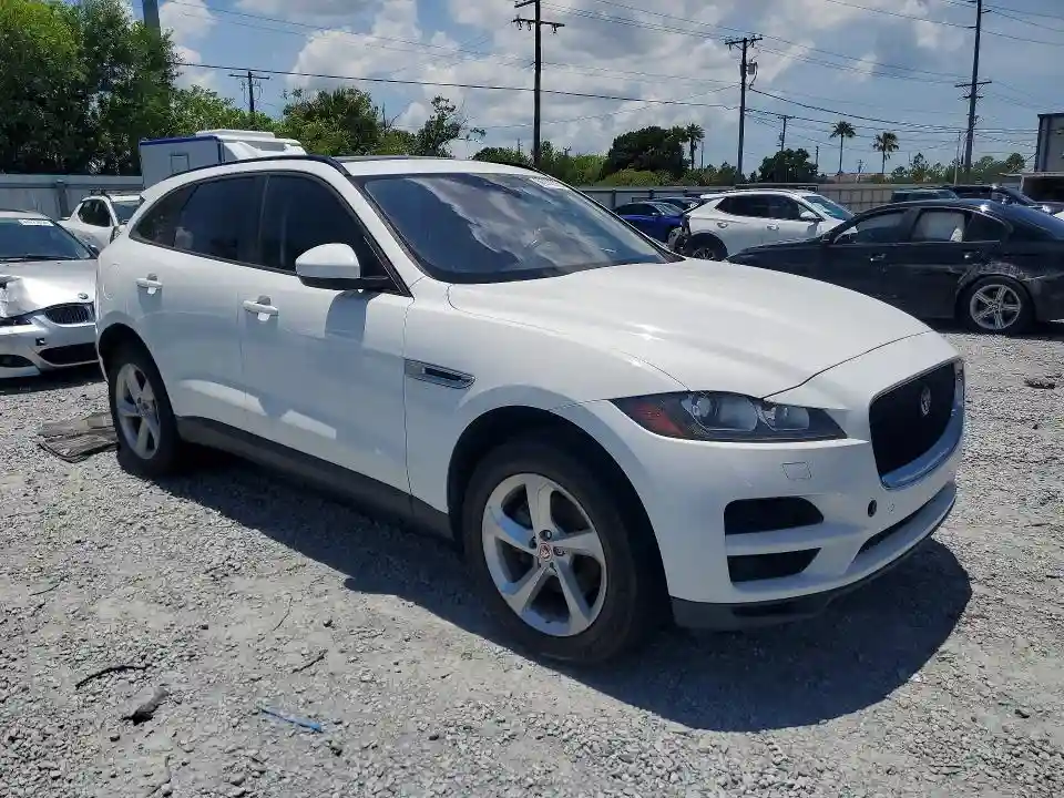 SADCJ2FXXJA322266 2018 JAGUAR F-PACE-3