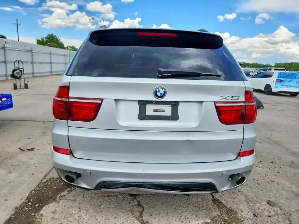 5UXZV4C51BL416338 2011 BMW X5-5