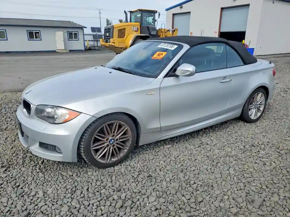 WBAUN1C54AVH82095 2010 BMW 1 SERIES-0