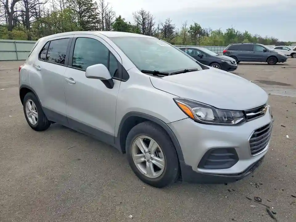 KL7CJKSB9LB037509 2020 CHEVROLET TRAX-3