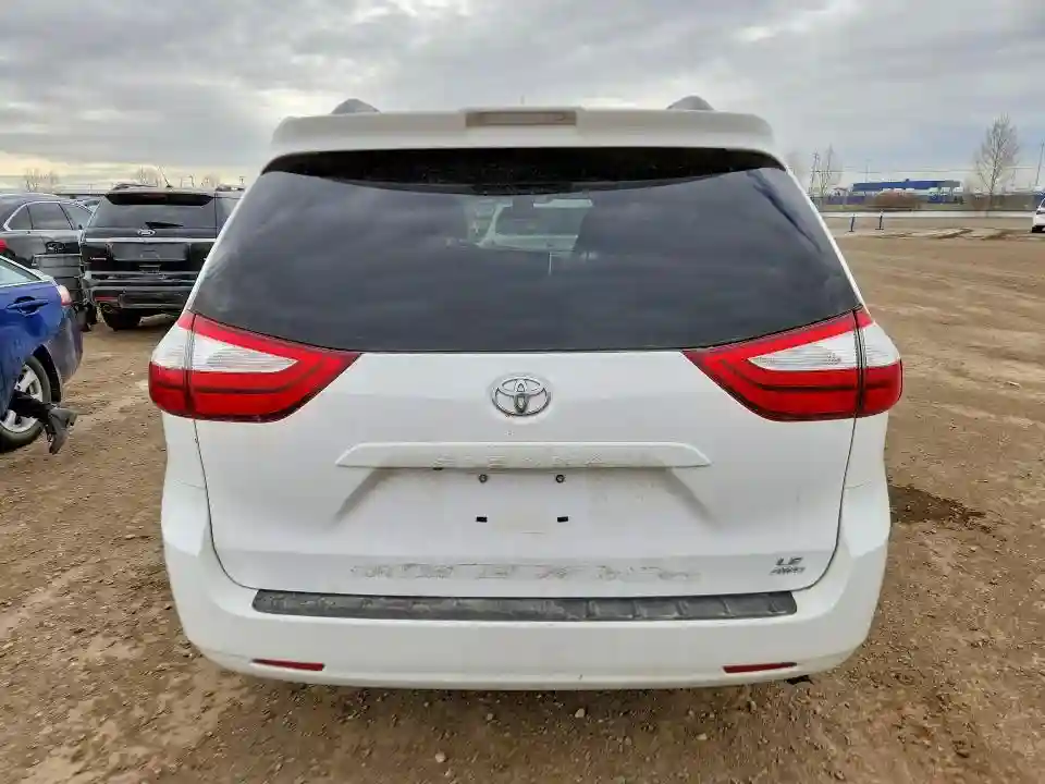 5TDJZ3DC4KS222461 2019 TOYOTA SIENNA-5