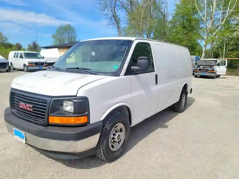 1GTW7AFF6H1280794 2017 GMC SAVANA-1