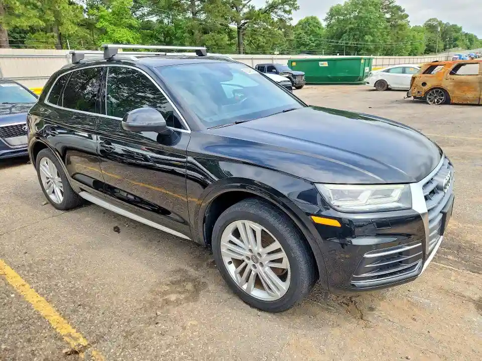 WA1BNAFY2J2243807 2018 AUDI Q5-3