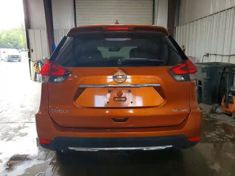 5N1AT2MV5HC731638 2017 NISSAN ROGUE-5