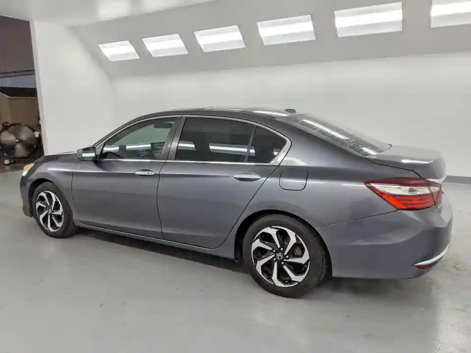 1HGCR2F72HA095249 2017 HONDA ACCORD-1