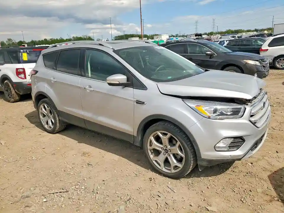 1FMCU9J9XJUC47714 2018 FORD ESCAPE-3