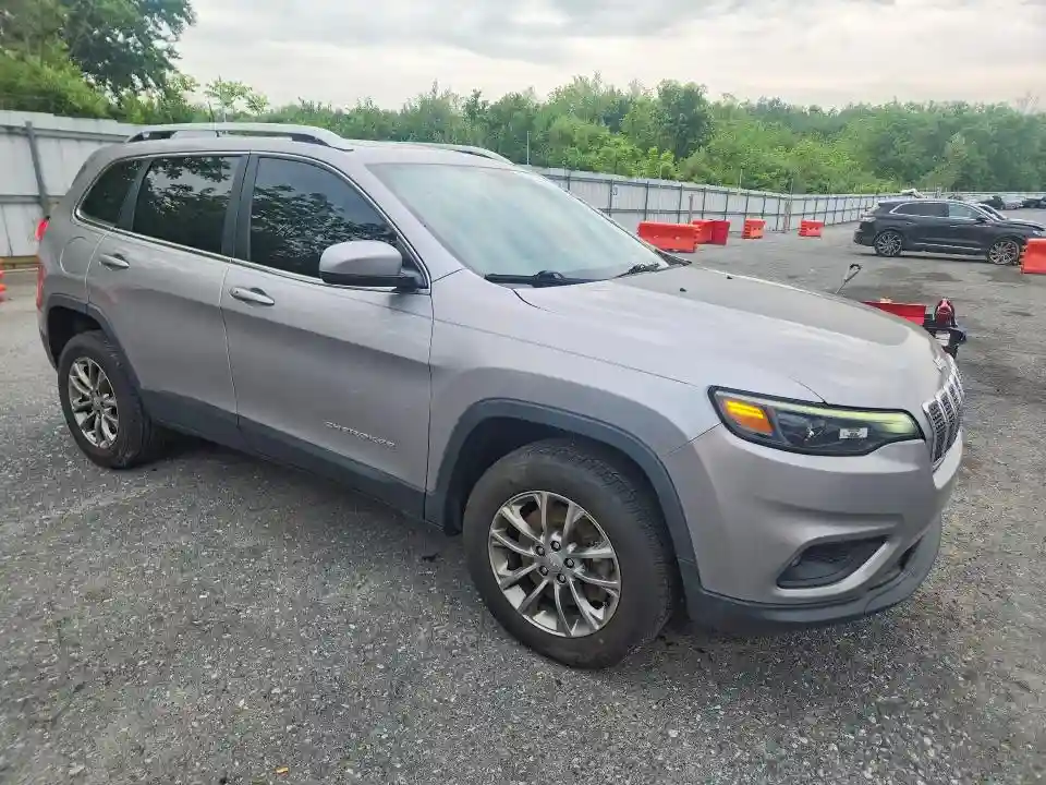 1C4PJMLB5KD401765 2019 JEEP CHEROKEE-3