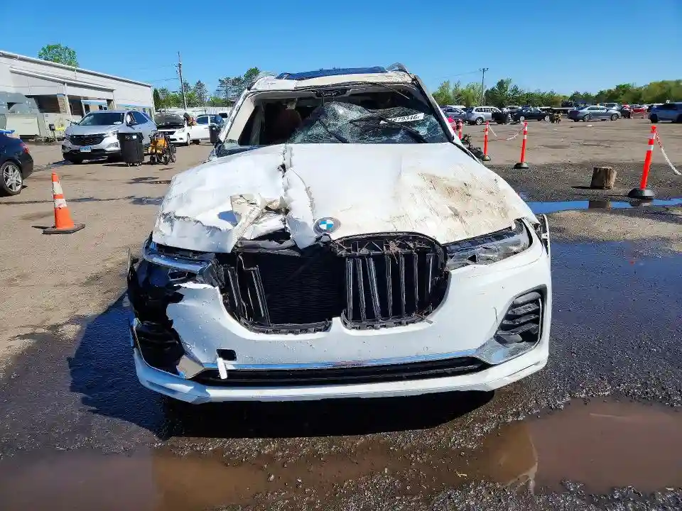 5UXCW2C56KL086896 2019 BMW X7-4