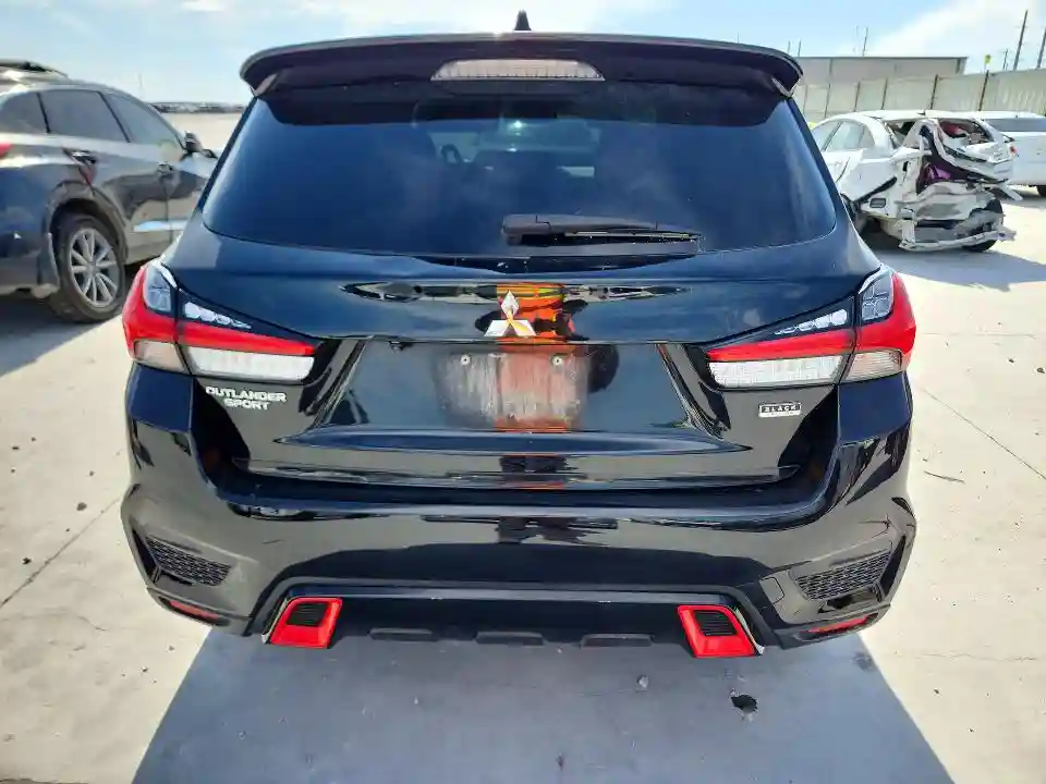 JA4APUAU2MU014936 2021 MITSUBISHI OUTLANDER-5