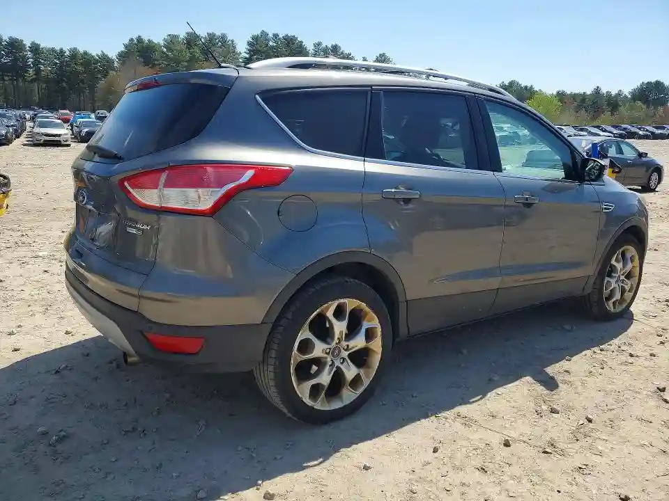 1FMCU9J90DUC18419 2013 FORD ESCAPE-2