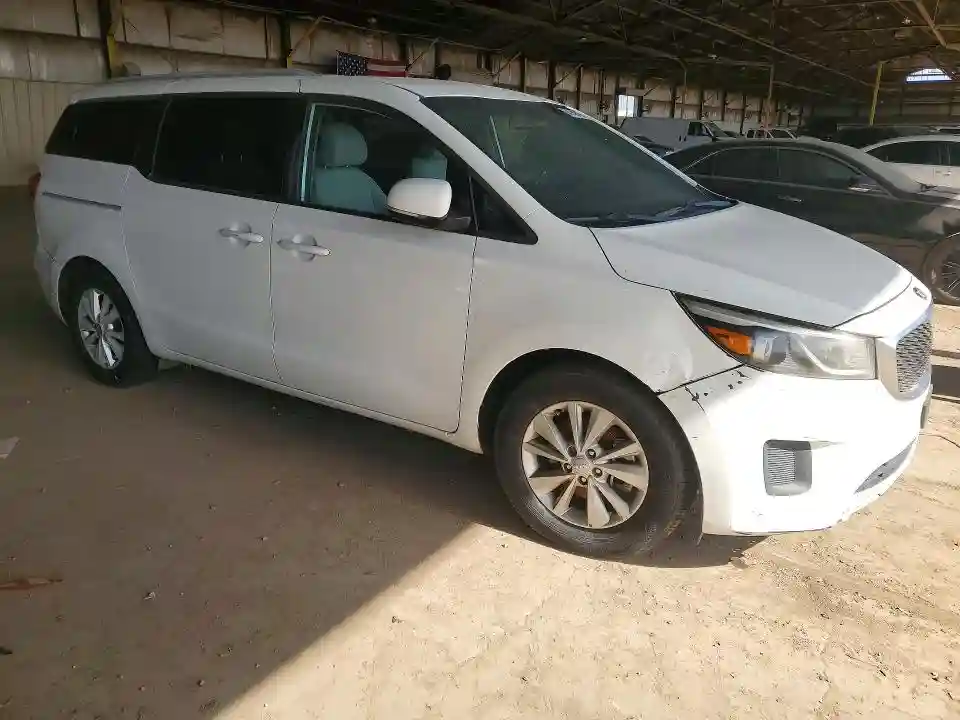 KNDMB5C12G6098677 2016 KIA SEDONA-3