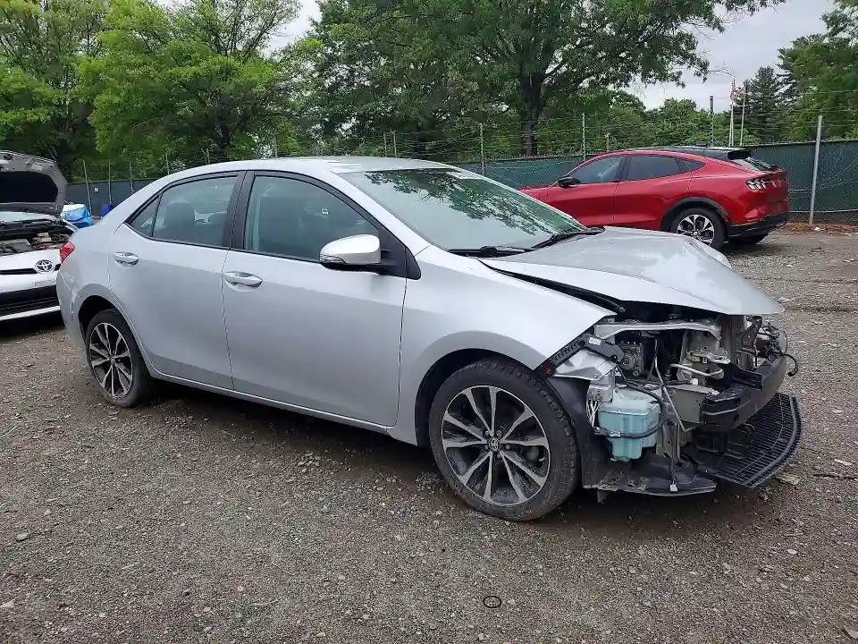 5YFBURHE6JP779333 2018 TOYOTA COROLLA-3