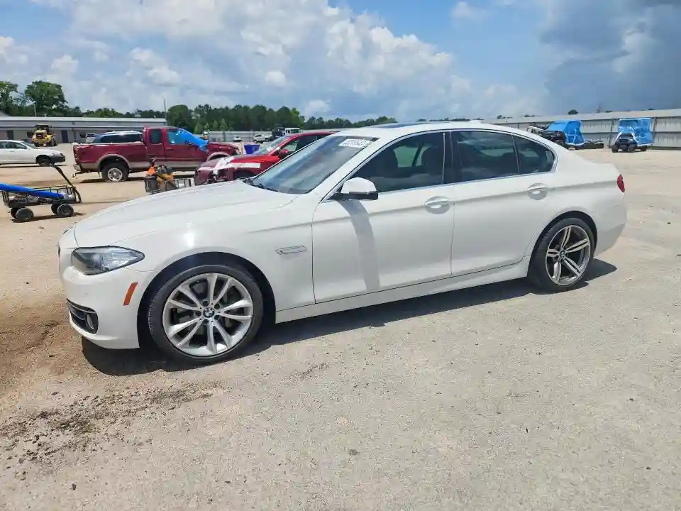 WBAXA5C5XGD691876 2016 BMW 5 SERIES-0