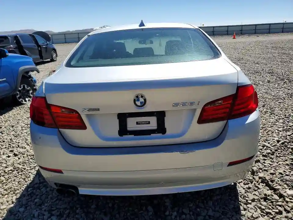WBAXH5C52DDW16838 2013 BMW 5 SERIES-5