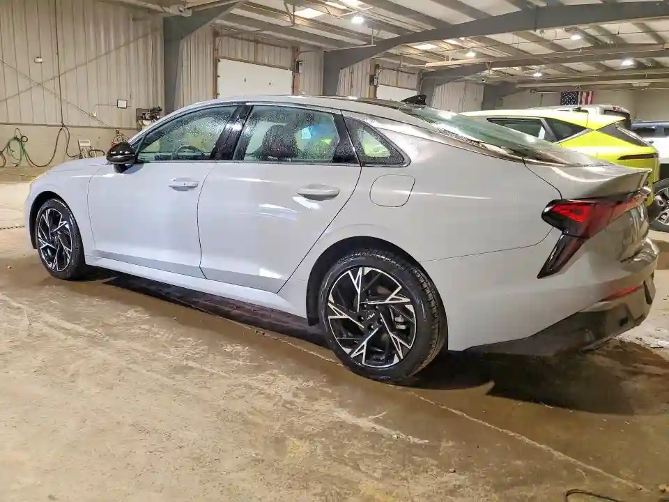 KNAG64J71S5394921 2025 KIA K5-1