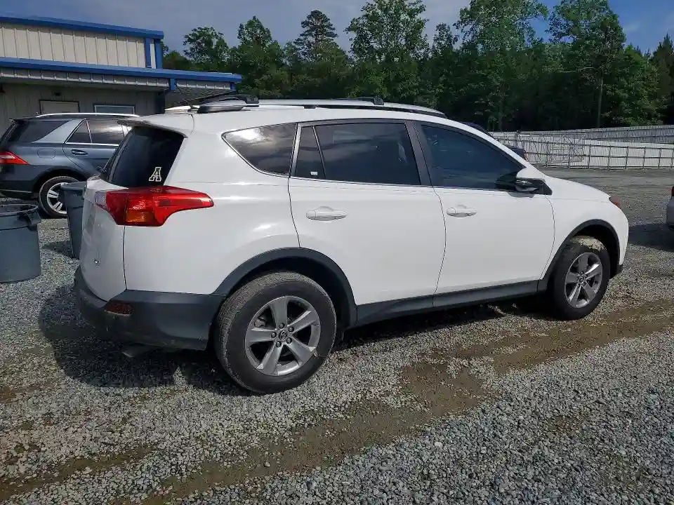 2T3WFREV1FW162743 2015 TOYOTA RAV4 XLE-2