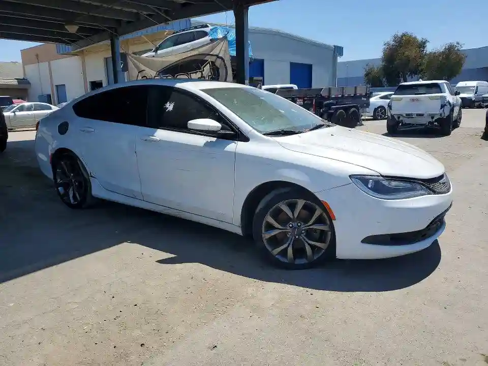 1C3CCCBB9FN715282 2015 CHRYSLER 200-3