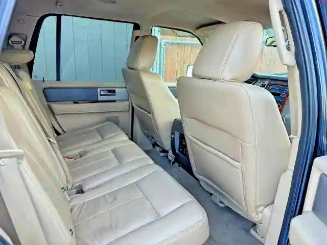 1FMJU1J58AEB58207 2010 FORD EXPEDITION-5