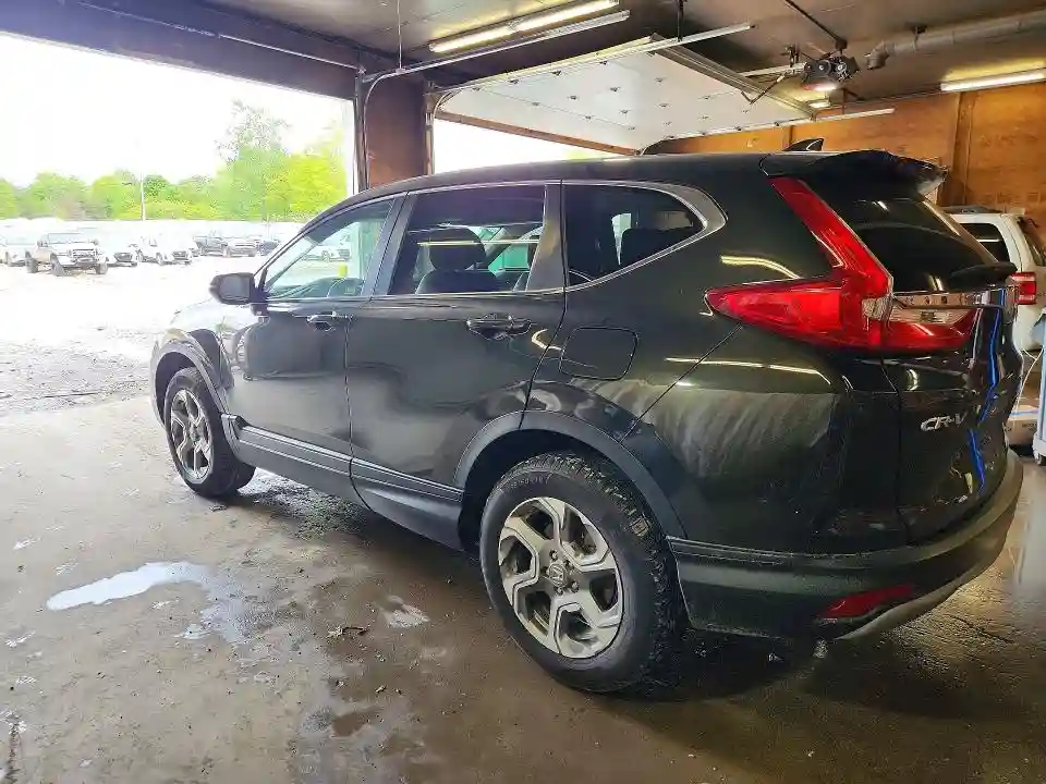 7FARW2H85JE045051 2018 HONDA CRV-1