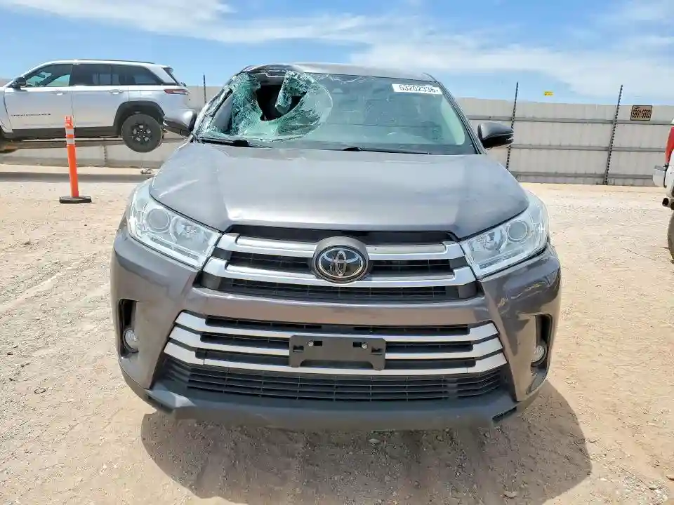 5TDZZRFH6JS236679 2018 TOYOTA HIGHLANDER-4