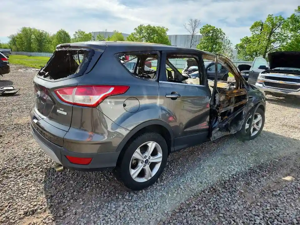 1FMCU0GX4FUA23136 2015 FORD ESCAPE-2