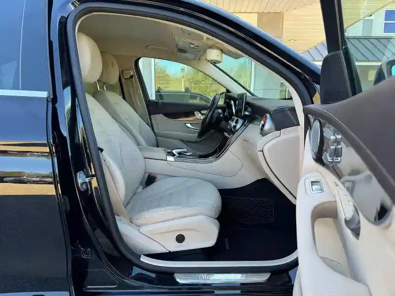 WDC0G4KB4GF093284 2016 MERCEDES-BENZ GLC-CLASS-4