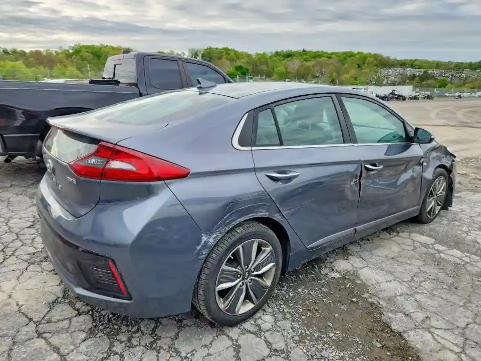 KMHC85LC0HU046727 2017 HYUNDAI IONIQ-2