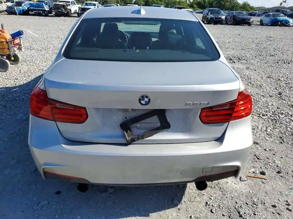 WBA3A9C51DF078065 2013 BMW 3 SERIES-5