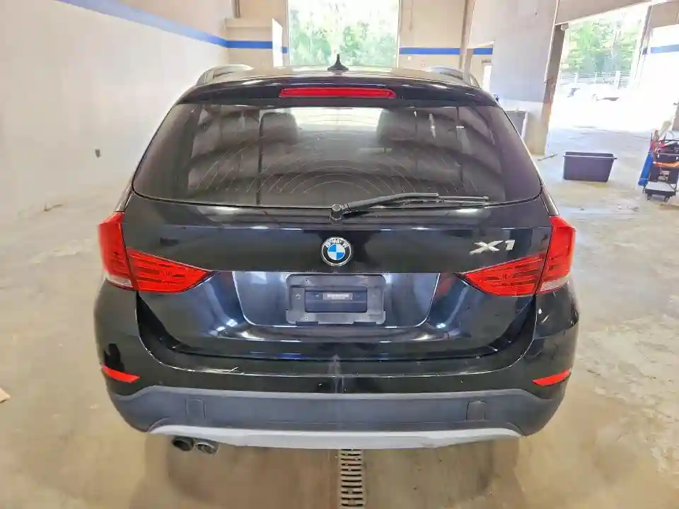 WBAVM1C50FV317499 2015 BMW X1-5