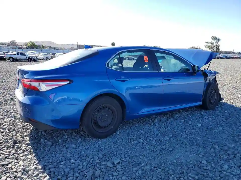 4T1C31AK0LU009767 2020 TOYOTA CAMRY-2