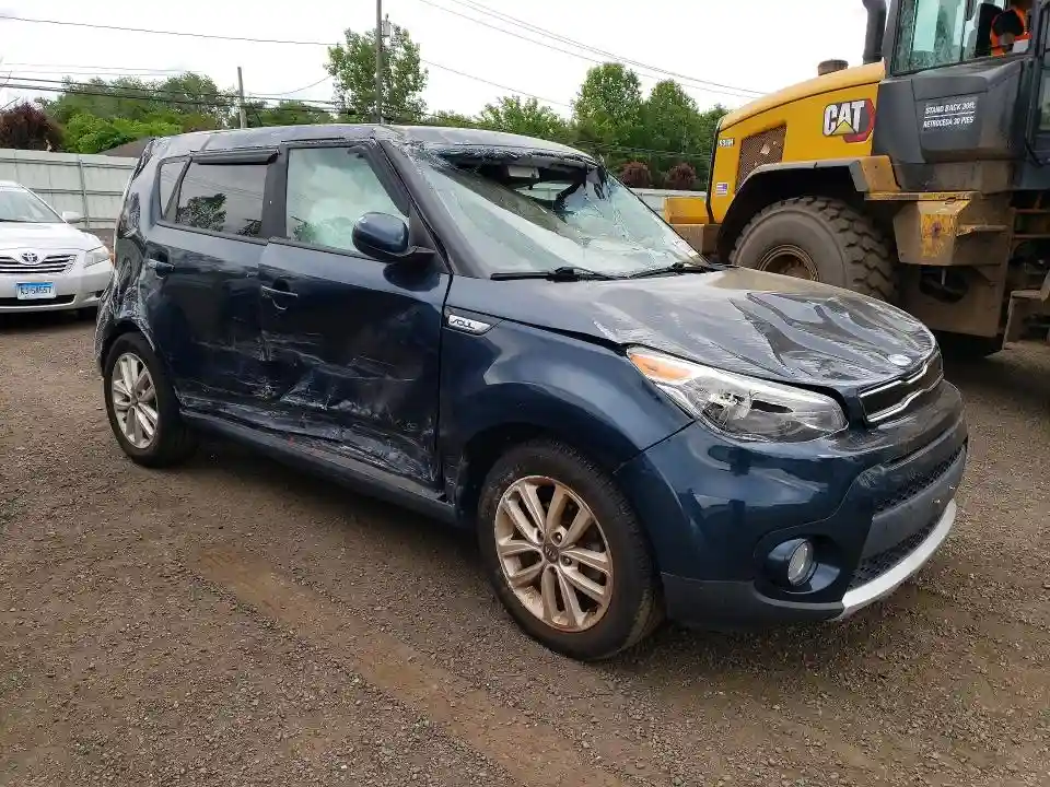 KNDJP3A59J7512697 2018 KIA SOUL-3